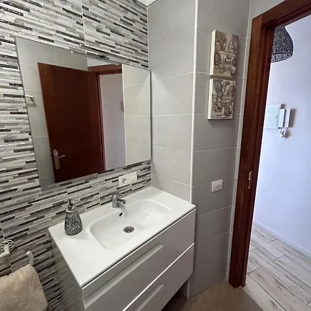 Διαμέρισμα The Waves, Natural Pools & Sea Views, *